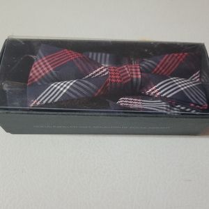Brand New Kids Bowtie and Matching Pocket Square